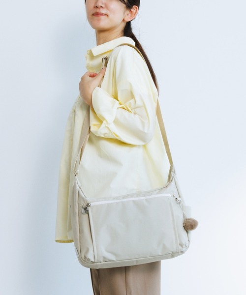 Kanana project(カナナプロジェクト)の「ショルダーバッグ PJ8-3rd LTD ブリーズライト 8L 限定モデル 20135(ショルダーバッグ・レディース・ブルーパープル/ベージュ・FREE)」の5枚目の写真