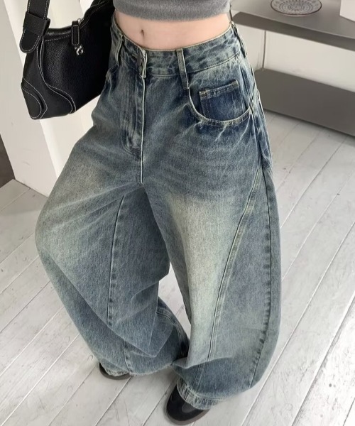 LAC-VERT(ラック・ヴェール)の「ワイドレッグカーブデニムパンツ(デニムパンツ・レディース・ブルー・LARGE/MEDIUM)」の9枚目の写真