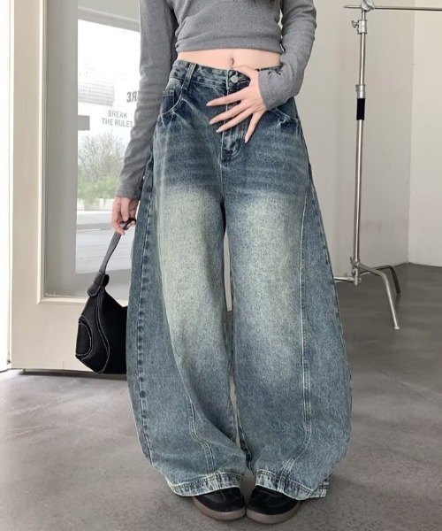 LAC-VERT(ラック・ヴェール)の「ワイドレッグカーブデニムパンツ(デニムパンツ・レディース・ブルー・LARGE/MEDIUM)」の8枚目の写真