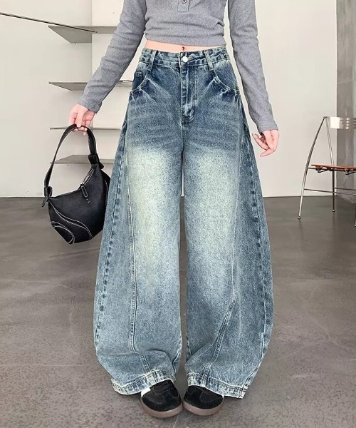 LAC-VERT(ラック・ヴェール)の「ワイドレッグカーブデニムパンツ(デニムパンツ・レディース・ブルー・LARGE/MEDIUM)」の7枚目の写真