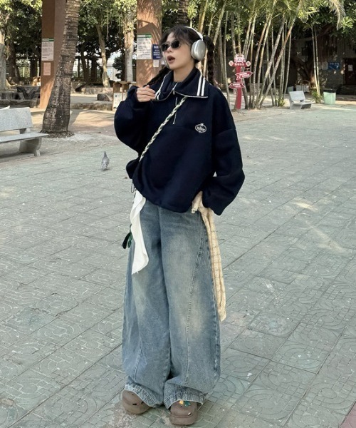 LAC-VERT(ラック・ヴェール)の「ワイドレッグカーブデニムパンツ(デニムパンツ・レディース・ブルー・LARGE/MEDIUM)」の17枚目の写真