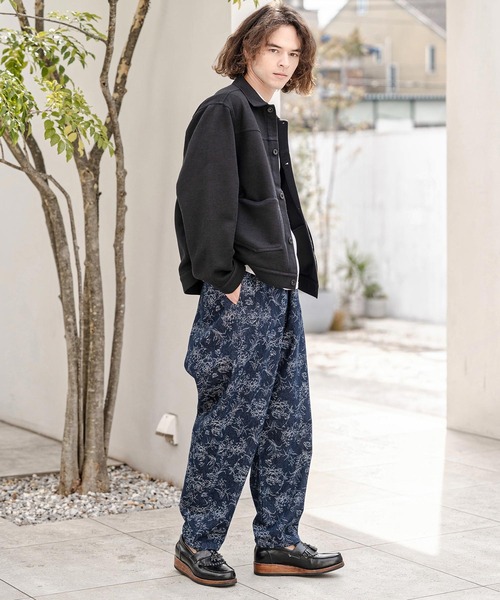 CAMBIO(カンビオ)の「mp14717- Floral Jacquard Denim Balloon Pants デニムバルーンパンツ(CAM26SS-015)(デニムパンツ・メンズ・ホワイト/インディゴブルー/ネイビー・M/L/S)」の7枚目の写真
