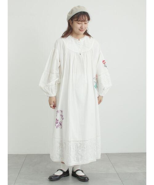 WEB限定 Sサイズ】ランダム刺繍レース切替ワンピース（ワンピース