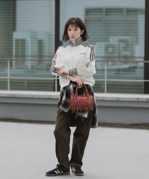 adidas（アディダス）の「adidas/アディダス ビンテージ BB TT ストライプ リブ トラックトップ トラックジャケット 2026年春夏（ジャージ・レディース・ホワイト/ブラック・S/M/L）」の16枚目の写真