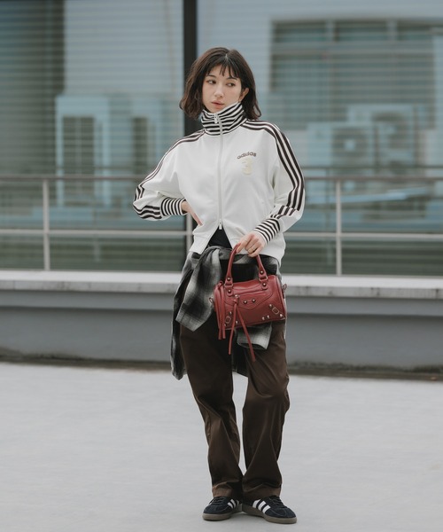 adidas（アディダス）の「adidas/アディダス ビンテージ BB TT ストライプ リブ トラックトップ トラックジャケット 2026年春夏（ジャージ・レディース・ホワイト/ブラック・S/M/L）」の17枚目の写真