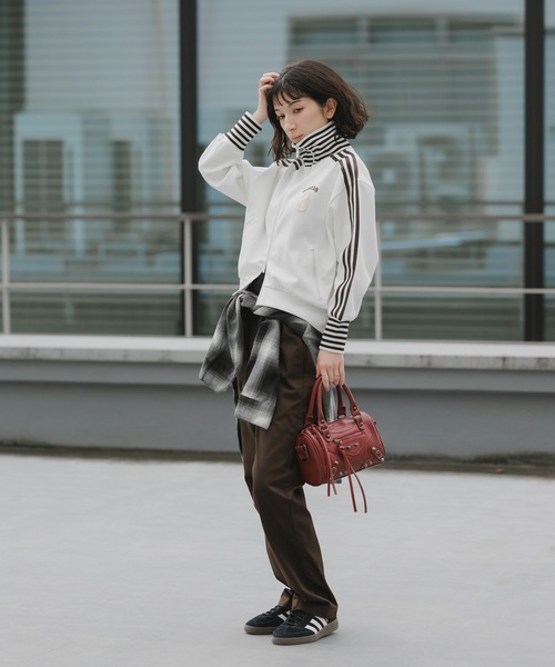 adidas（アディダス）の「adidas/アディダス ビンテージ BB TT ストライプ リブ トラックトップ トラックジャケット 2026年春夏（ジャージ・レディース・ホワイト/ブラック・S/M/L）」の19枚目の写真