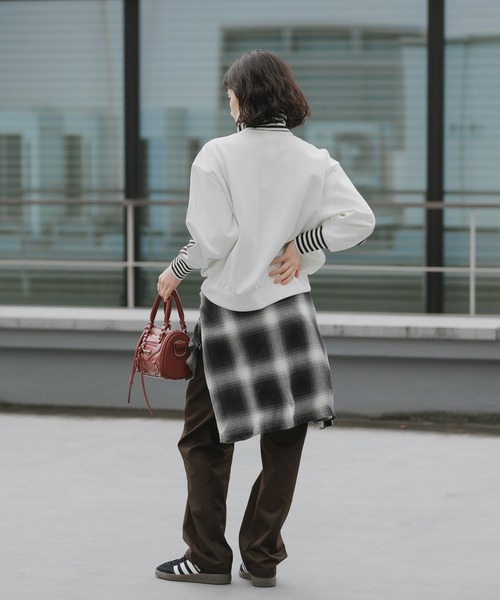 adidas（アディダス）の「adidas/アディダス ビンテージ BB TT ストライプ リブ トラックトップ トラックジャケット 2026年春夏（ジャージ・レディース・ホワイト/ブラック・S/M/L）」の20枚目の写真