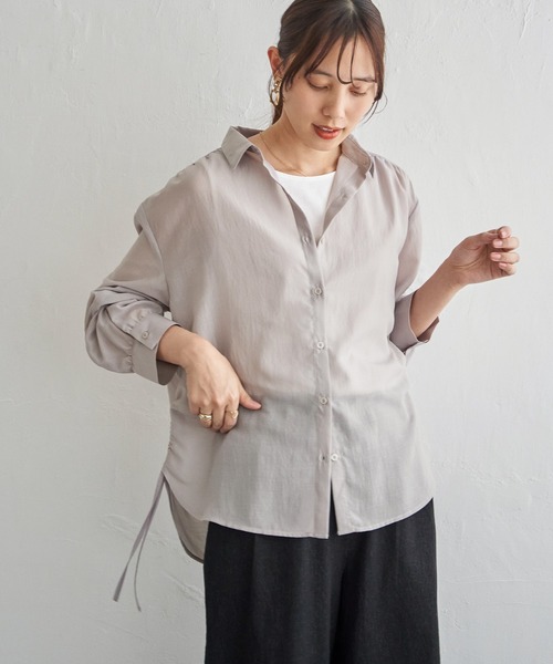 ikka(イッカ)の「サテン/ドビーサイドリボンシャツ(シャツ/ブラウス・レディース・オフホワイト/グレイッシュベージュ/ブルー/ピンク/グリーン/チャコール・L/M/S)」の12枚目の写真