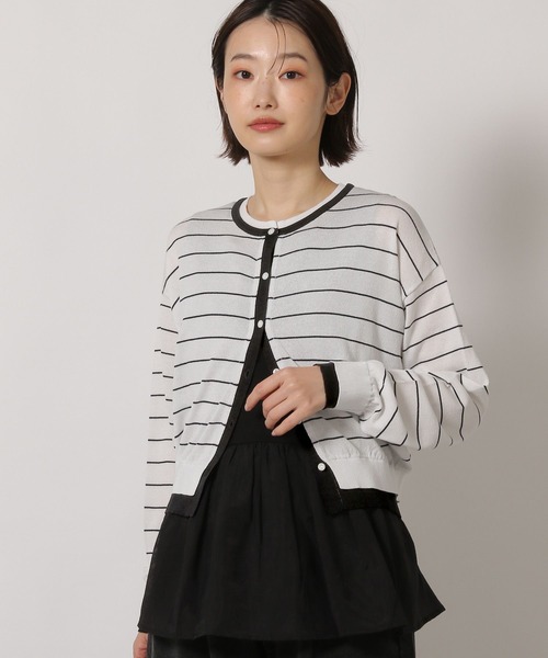 LAKOLE（ラコレ）の「14ゲージレイヤード風クルーカーディガン / 659891（カーディガン/ボレロ・レディース・オフホワイト/ベージュ/グレー/ホワイト・FREE）」の2枚目の写真