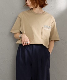 [MANHATTAN PORTAGE/マンハッタンポーテージ] 別注 ポケット刺繍ロゴ バックプリントTシャツ