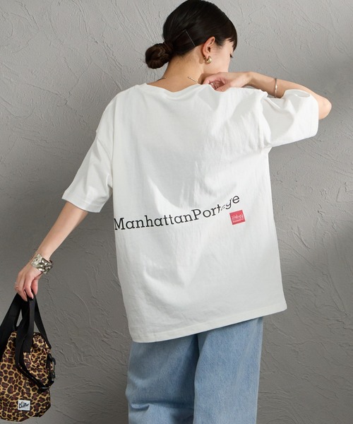 Manhattan Portage（マンハッタンポーテージ）の「[MANHATTAN PORTAGE/マンハッタンポーテージ] 別注 ポケット刺繍ロゴ バックプリントTシャツ（Tシャツ/カットソー・レディース・ネイビー/ブラック/ベージュ/ライトグレー/ホワイト・XL/L/M/S）」の18枚目の写真