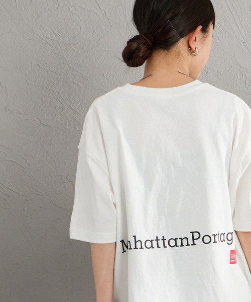 Manhattan Portage（マンハッタンポーテージ）の「[MANHATTAN PORTAGE/マンハッタンポーテージ] 別注 ポケット刺繍ロゴ バックプリントTシャツ（Tシャツ/カットソー・レディース・ネイビー/ブラック/ベージュ/ライトグレー/ホワイト・XL/L/M/S）」の20枚目の写真