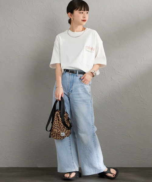Manhattan Portage（マンハッタンポーテージ）の「[MANHATTAN PORTAGE/マンハッタンポーテージ] 別注 ポケット刺繍ロゴ バックプリントTシャツ（Tシャツ/カットソー・レディース・ネイビー/ブラック/ベージュ/ライトグレー/ホワイト・XL/L/M/S）」の14枚目の写真