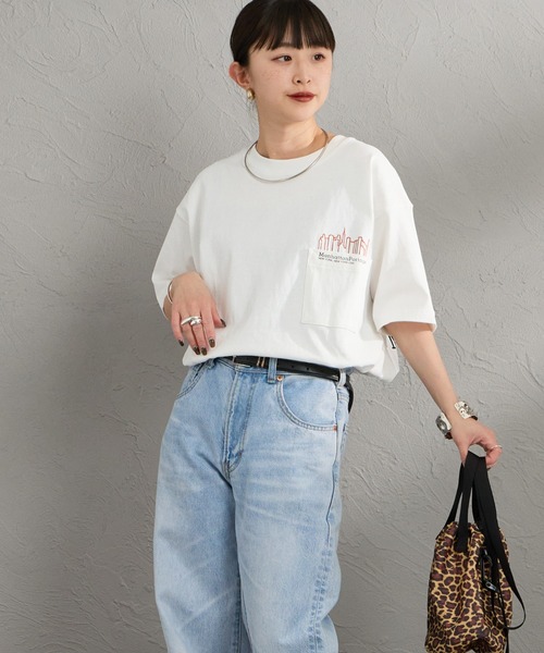 Manhattan Portage（マンハッタンポーテージ）の「[MANHATTAN PORTAGE/マンハッタンポーテージ] 別注 ポケット刺繍ロゴ バックプリントTシャツ（Tシャツ/カットソー・レディース・ネイビー/ブラック/ベージュ/ライトグレー/ホワイト・XL/L/M/S）」の12枚目の写真
