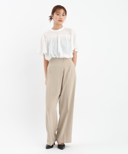 Andemiu(アンデミュウ)の「ラップ風ボタンパンツ653032(スラックス・レディース・ベージュ/ネイビー・SMALL/MEDIUM)」の5枚目の写真