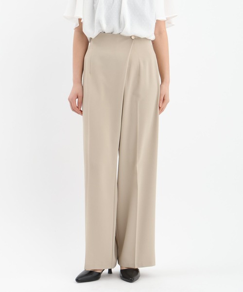 Andemiu(アンデミュウ)の「ラップ風ボタンパンツ653032(スラックス・レディース・ベージュ/ネイビー・SMALL/MEDIUM)」の8枚目の写真