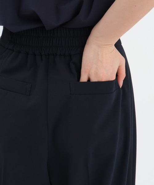 Andemiu(アンデミュウ)の「ラップ風ボタンパンツ653032(スラックス・レディース・ベージュ/ネイビー・SMALL/MEDIUM)」の17枚目の写真