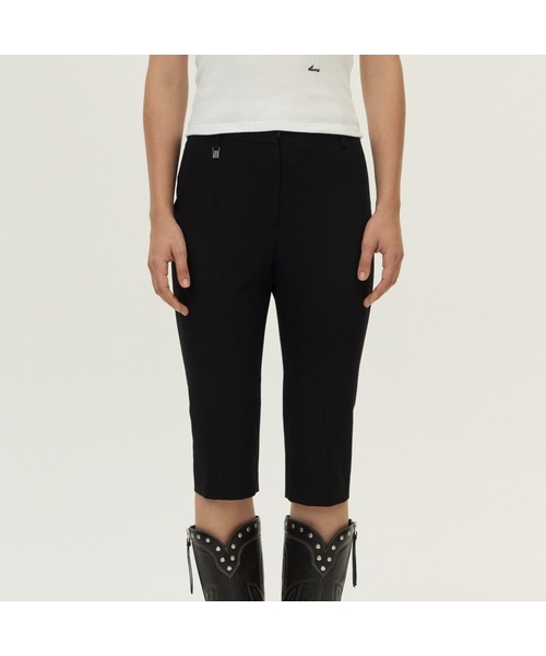 KUME(クメ)の「Back Slit Capri Pants, Black(その他パンツ・レディース・その他・LARGE/MEDIUM/SMALL)」の1枚目の写真