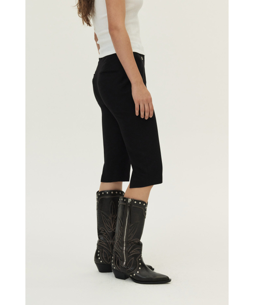 KUME(クメ)の「Back Slit Capri Pants, Black(その他パンツ・レディース・その他・LARGE/MEDIUM/SMALL)」の5枚目の写真