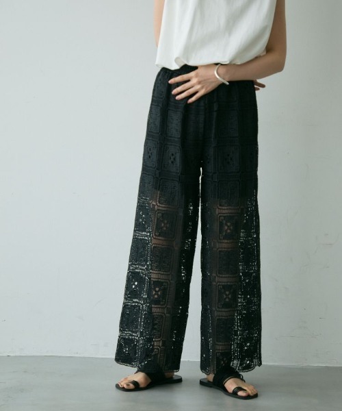 Trish（トリッシュ）の「スクエアレースイージーパンツ（その他パンツ・レディース・ホワイト/ブラック・FREE）」の3枚目の写真