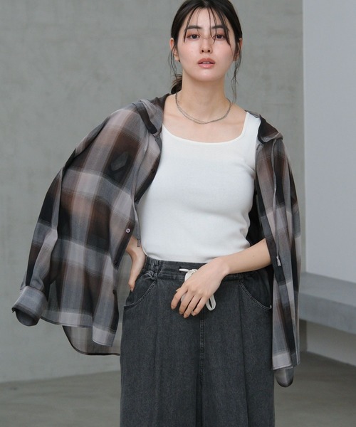 LAKOLE(ラコレ)の「14ゲージ総針スクエアタンク / 659887(タンクトップ・レディース・ホワイト/ブラウン/ライトグリーン/イエロー/ブラック/オフホワイト・FREE)」の15枚目の写真