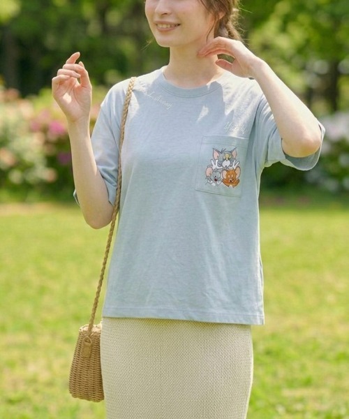 Tom&Jerry(トムアンドジェリー)の「【TOM & JERRY/トムとジェリー】キャラクタープリント・刺繍 ポケ付き半袖Tシャツ(WIDEシルエット)(Tシャツ/カットソー・レディース・サックスブルー/ネイビー/シャーベット/ライトグレー・LARGE/MEDIUM)」の3枚目の写真