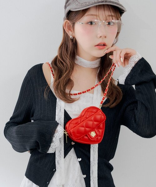 continuer de NICE CLAUP(コンティニューデナイスクラップ)の「ハートキルティングバッグ(ショルダーバッグ・レディース・レッド/オフホワイト/ブラック/ピンク・FREE)」の6枚目の写真