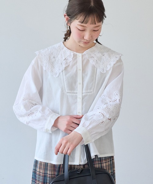 bulle de savon(ビュルデサボン)の「バテンレース 角衿ブラウス(シャツ/ブラウス・レディース・ホワイト/ネイビー/ミント・FREE)」の20枚目の写真