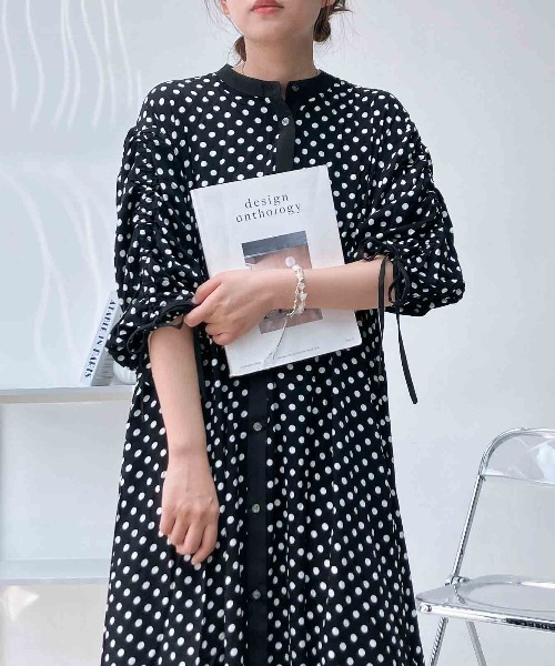 AS KNOW AS plus(アズノゥアズプラス)の「◯袖ドロストゆったりシャツワンピース(シャツワンピース・レディース・ネイビー/ブラック系/ベージュ系その他・FREE)」の15枚目の写真