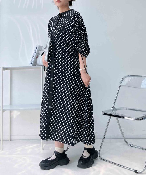 AS KNOW AS plus(アズノゥアズプラス)の「◯袖ドロストゆったりシャツワンピース(シャツワンピース・レディース・ネイビー/ブラック系/ベージュ系その他・FREE)」の12枚目の写真