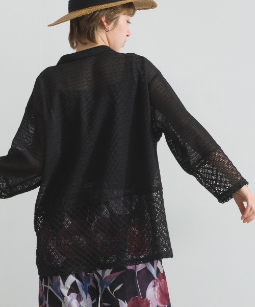 le colis(ルコリ)の「メッシュ編み MIX 切替 メッシュ ポロシャツ プルオーバー(シャツ/ブラウス・レディース・オフホワイト/ブラック・FREE)」の6枚目の写真