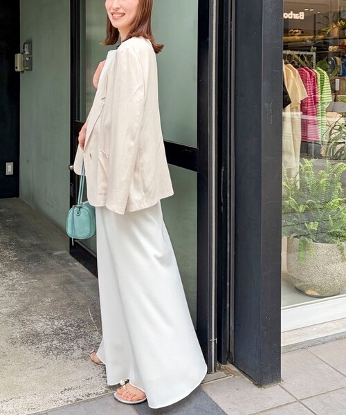 NOLLEY’S Sophi(ノーリーズソフィ)の「《セットアップ対応》ウォッシャブルドライシャンタンナロースカート(スカート・レディース・オフホワイト/ベージュ・38/36)」の5枚目の写真