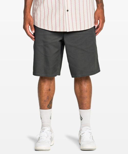 VOLCOM(ボルコム)の「VOLCOM メンズ BILLOW SHORT 22 ショートパンツ 【2026年夏モデル】(その他パンツ・メンズ・ブラック/グレー系その他・30inch/34inch/32inch)」の2枚目の写真