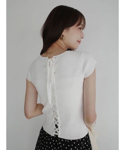 LAGUNAMOON(ラグナムーン)の「バックレースアップコンパクトニット 【夏服】 【半袖】(Tシャツ/カットソー・レディース・ボルドー/ホワイト・FREE)」の2枚目の写真