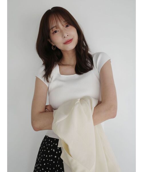 LAGUNAMOON(ラグナムーン)の「バックレースアップコンパクトニット 【夏服】 【半袖】(Tシャツ/カットソー・レディース・ボルドー/ホワイト・FREE)」の13枚目の写真