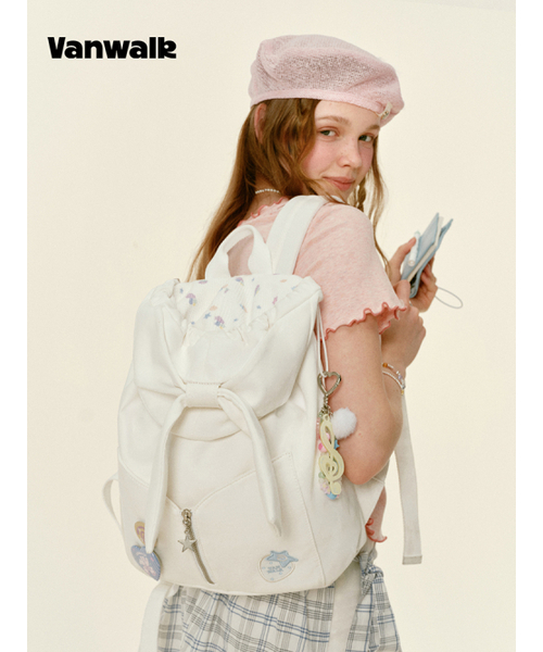 VANWALK（バンウォーク）の「Hood Backpack [White]（バックパック/リュック・レディース・ホワイト・FREE）」の3枚目の写真