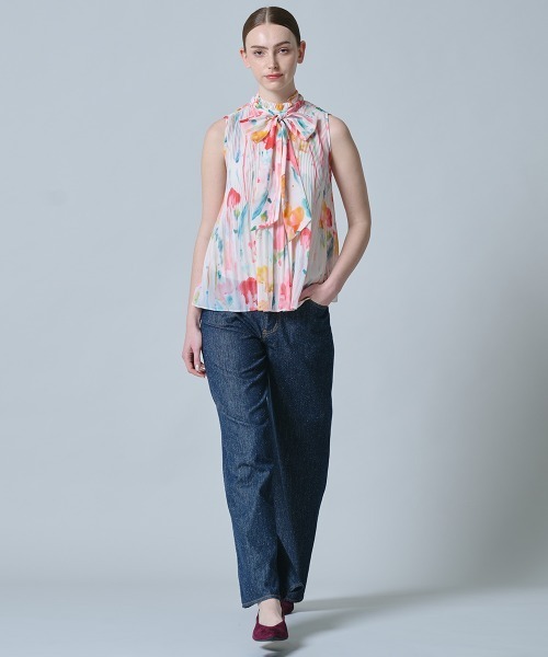 DOUBLE STANDARD CLOTHING（ダブルスタンダードクロージング）の「フラワーシフォンギャザーボウタイノースリブラウス（シャツ/ブラウス・レディース・ベージュ・36/38）」の5枚目の写真