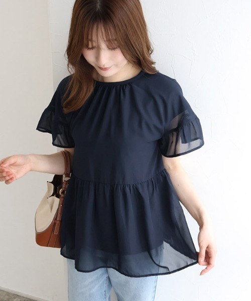 Pierrot(ピエロ)の「インナー付き ペプラムギャザーシフォンブラウス(シャツ/ブラウス・レディース・チャコール/ブルー系その他/グレイッシュベージュ/ネイビー・L/M/LL)」の9枚目の写真
