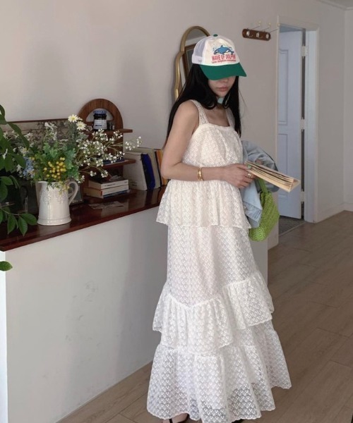 FAVORITO(ファヴォリート)の「キャミワンピース(ワンピース・レディース・ホワイト・F)」の4枚目の写真