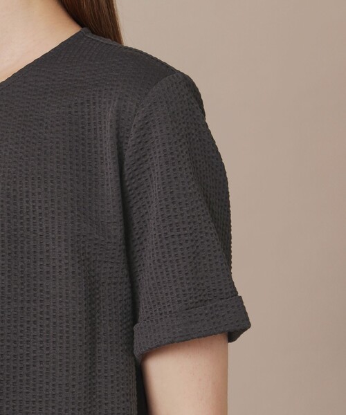 MACKINTOSH LONDON(マッキントッシュ ロンドン)の「【WEB・一部店舗限定】サッカーストレッチプルオーバー(Tシャツ/カットソー・レディース・ブルー系その他2/オフホワイト/チャコールグレー・38)」の7枚目の写真
