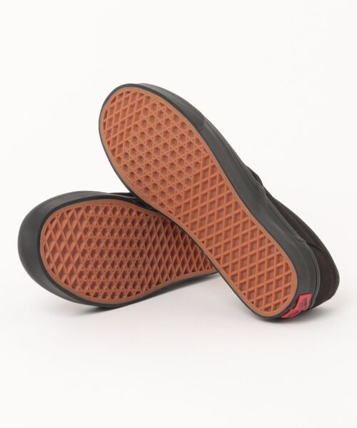 VANS（バンズ）の「【VANS】VN000EYEBKA UA Classic Slip-On（スニーカー・メンズ・ブラック・28/27/26/27.5/26.5）」の3枚目の写真