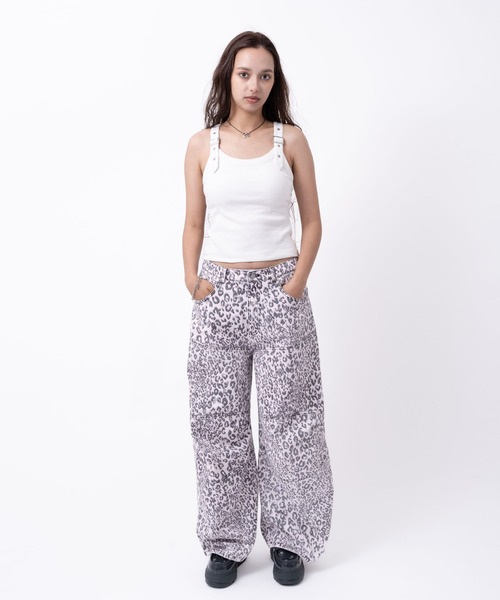 atmos pink(アトモスピンク)の「atmos pink Leopard Curve Pants / アトモス ピンク レオパード カーブ パンツ(その他パンツ・レディース・ピンク/ブルー/ブラウン・M/S)」の4枚目の写真