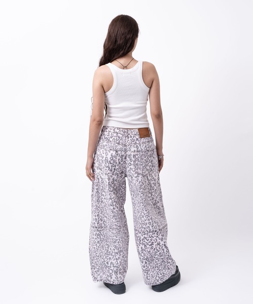 atmos pink(アトモスピンク)の「atmos pink Leopard Curve Pants / アトモス ピンク レオパード カーブ パンツ(その他パンツ・レディース・ピンク/ブルー/ブラウン・M/S)」の12枚目の写真