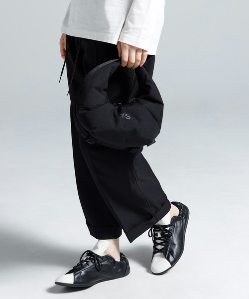 Y-3(ワイスリー)の「Y-3 CRESCENT BAG(ボディバッグ/ウエストポーチ・メンズ・ブラック・ONE SIZE)」の1枚目の写真
