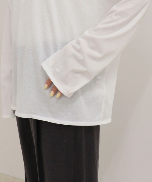 fredy emue(フレディエミュ)の「ヘンリー2WAYルーズロンTシャツ(Tシャツ/カットソー・レディース・ピンク/グレー/ライトグリーン/オフホワイト・38)」の21枚目の写真