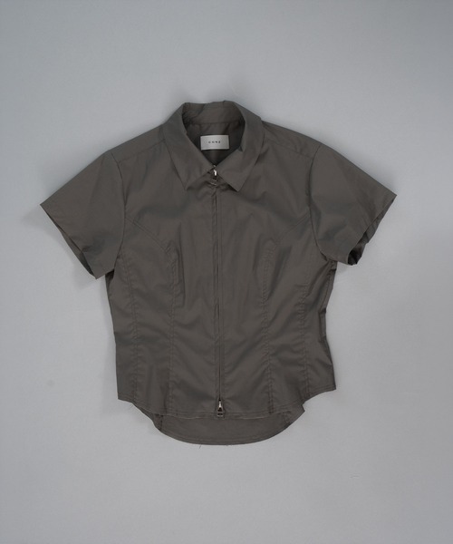 CONZ(コンズ)の「fitted zip up shirt short sleeve(シャツ/ブラウス・レディース・ネイビー/カーキ/ダークグレー・1/2)」の13枚目の写真