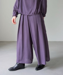 Jines（ジネス）の「ドット柄タックワイドパンツ（スラックス）」