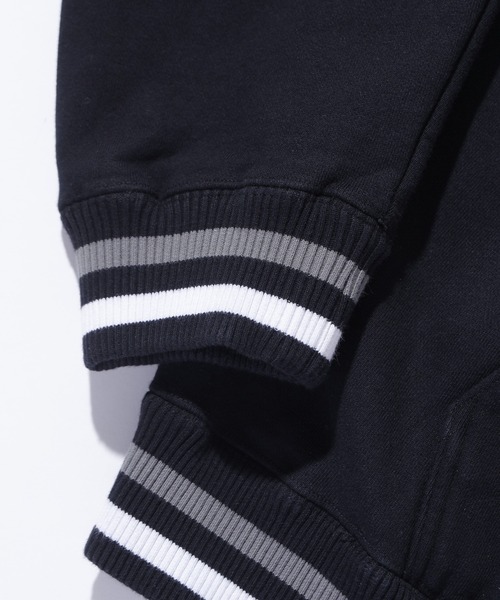 XLARGE(エクストララージ)の「VARSITY ZIP HOODED SWEATSHIRT(パーカー・メンズ・グリーン/ブラック/ブラウン・XL/L/M/S)」の7枚目の写真