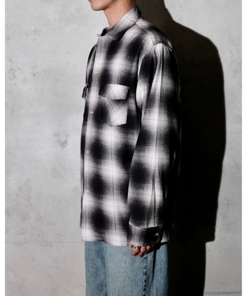 DEL MAR sportswear(デルマースポーツウェア)の「DEL MAR sportswear / PRINTED COTTON CHECK SHIRT(シャツ/ブラウス・メンズ・グレー/ホワイト/ブラック・LARGE/MEDIUM/SMALL)」の11枚目の写真