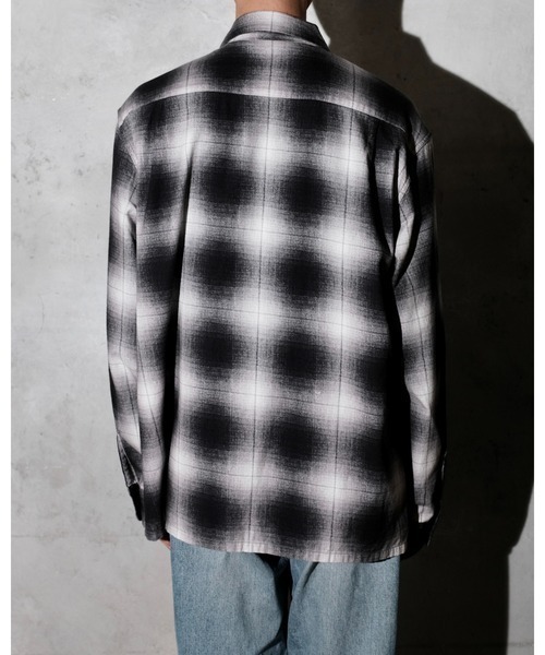 DEL MAR sportswear(デルマースポーツウェア)の「DEL MAR sportswear / PRINTED COTTON CHECK SHIRT(シャツ/ブラウス・メンズ・グレー/ホワイト/ブラック・LARGE/MEDIUM/SMALL)」の12枚目の写真